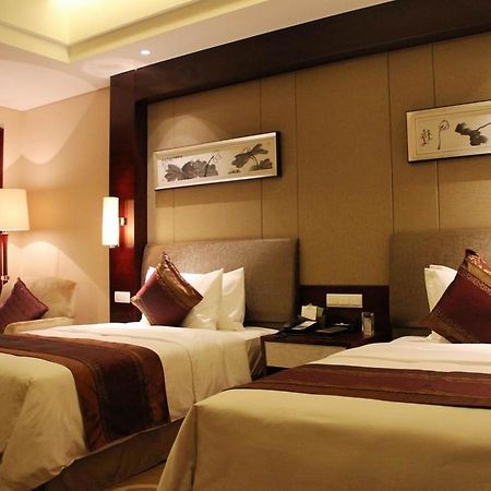 Howard Johnson Nanshan Plaza Bengbu Exterior foto