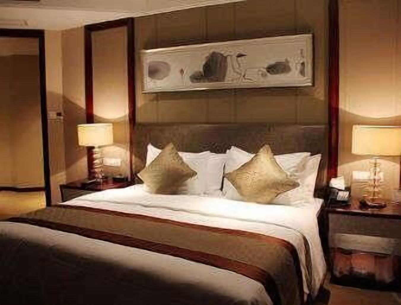 Howard Johnson Nanshan Plaza Bengbu Exterior foto